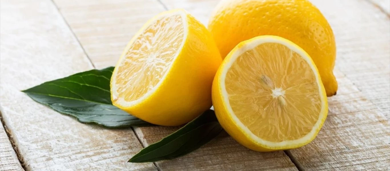 Οι 30+4 χρήσεις που έχει το λεμόνι και ίσως δε γνώριζες (βίντεο)